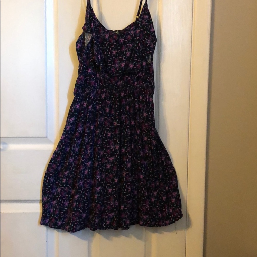 Flowy spaghetti strap flower dress